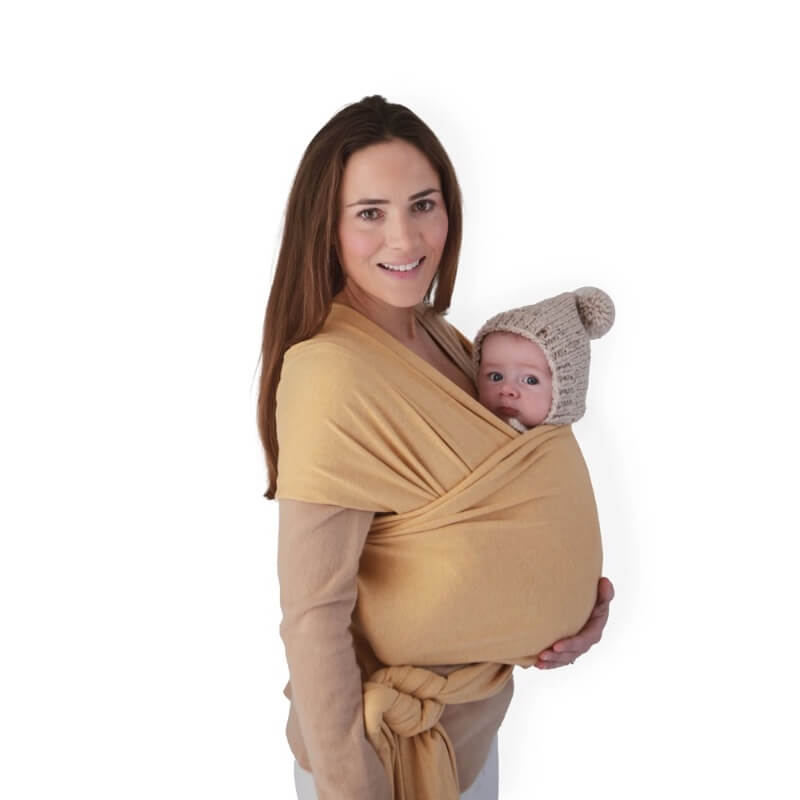 Mustard Melange Baby Carrier Wrap vikle fra Mushie