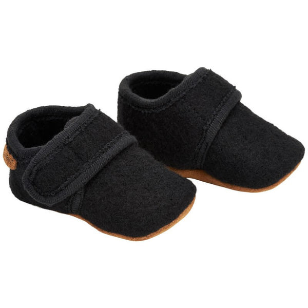 Black baby uld sko med velcro fra En Fant til børn - Lillepip.dk