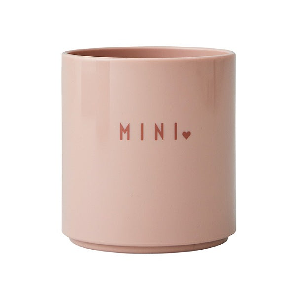 Nude mini Favourite cup tritan fra Design Letters til børn - Lillepip.dk
