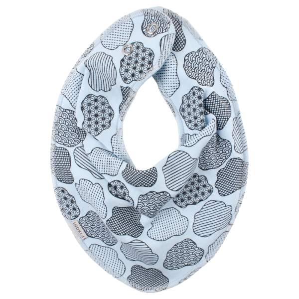 Soft Blue infinity bib AOP hagesmæk fra FIXONI til baby - Lillepip.dk